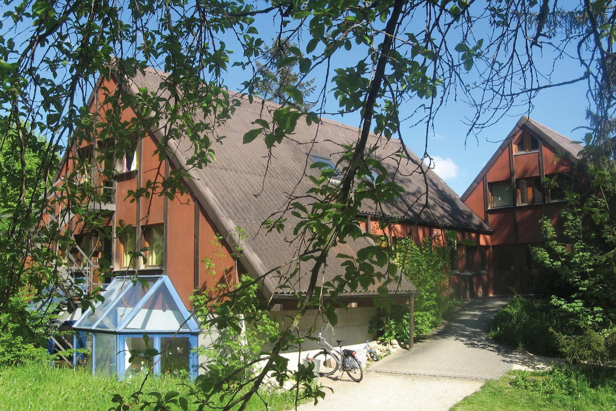 Delemont Youth Hostel Luaran gambar
